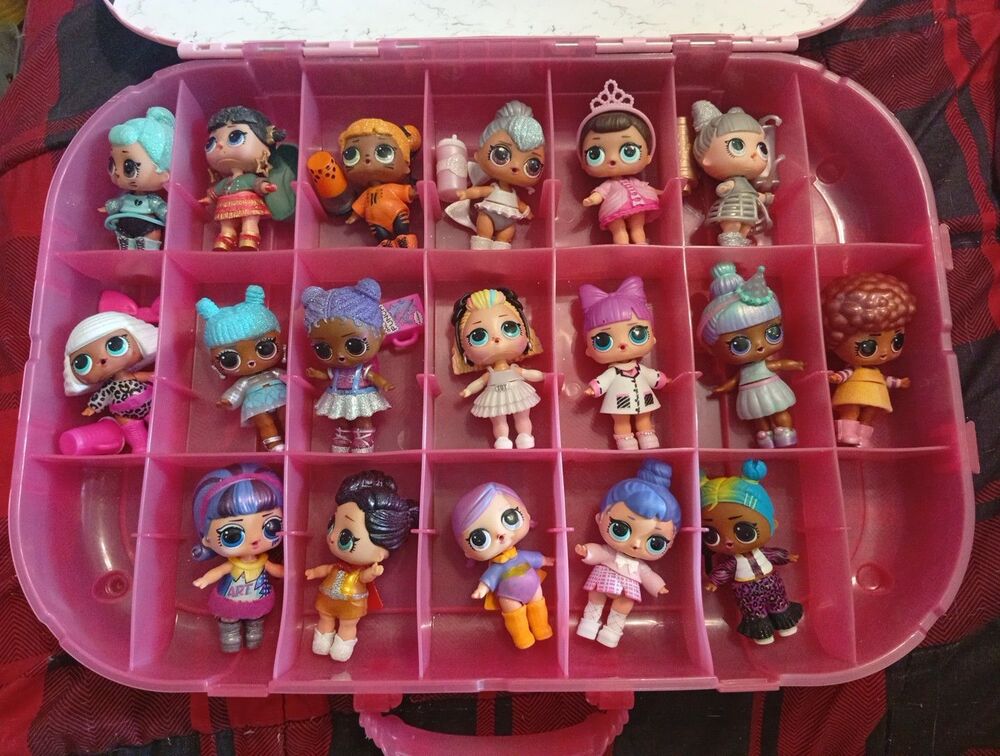 LOL Surprise Fashion Runway Pink Storage Carrying Case With 18 Dolls